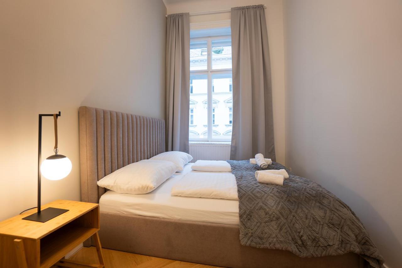 Spacious 110М2 Flat In The City Center Vienna Exterior photo